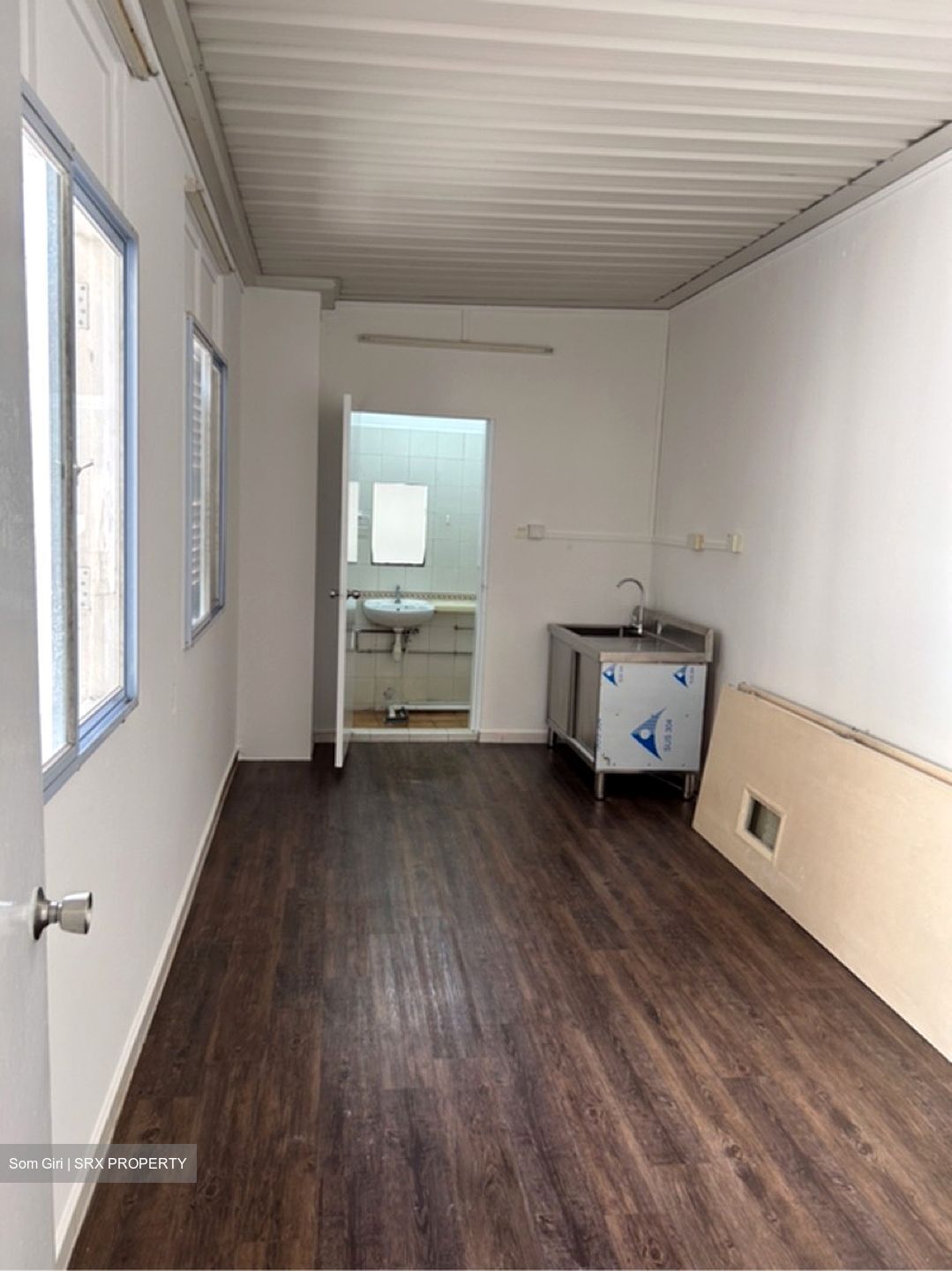 Upper Cross Street (D1), Office #503547751